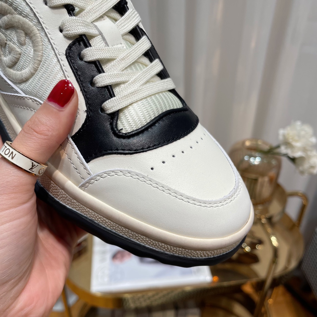 Women's high heels